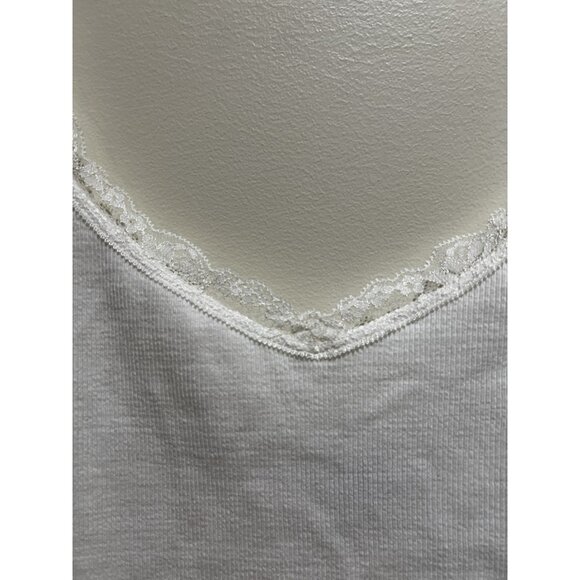 Forever 21 Crop Sleeveless Size Medium ~ White Lace Straps - Picture 2 of 6